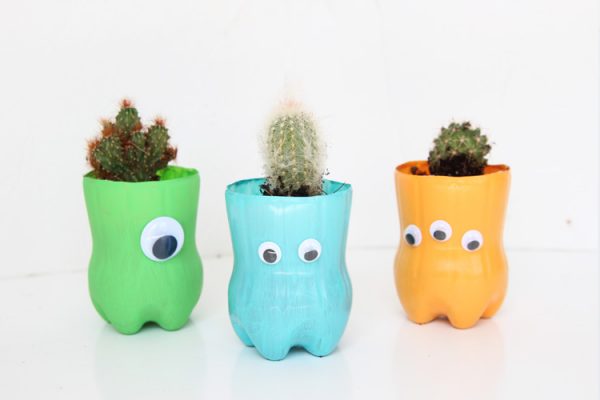 planters made from plastic bottles